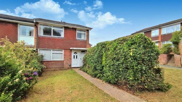 4 Bedroom End Of Terrace House To Rent In Eton Place, Farnham, GU9