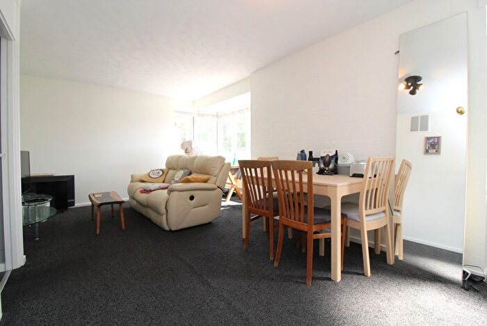 2 Bedroom Flat To Rent In Forres House, Cameron Close, Warley, CM14