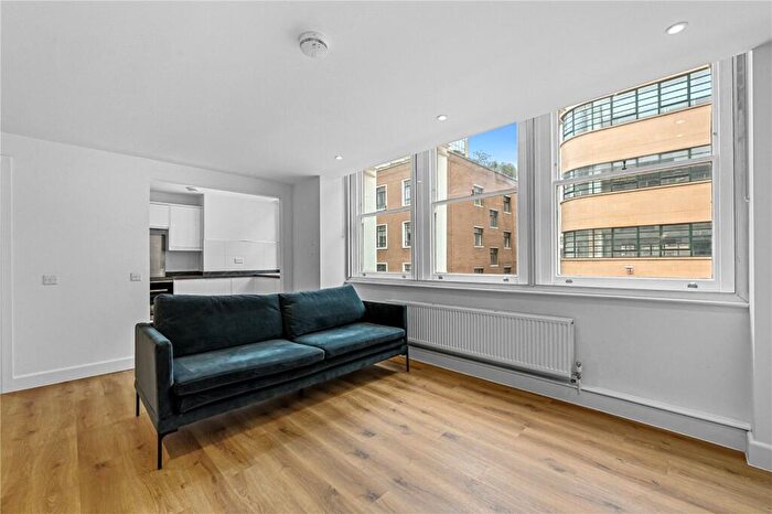 1 Bedroom Apartment To Rent In St. Johns House, Vine Street, London, EC3N