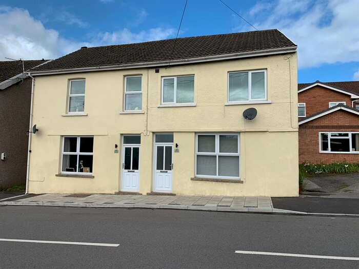3 Bedroom Semi-Detached House To Rent In High Street, Heol-y-Cyw, Bridgend, CF35