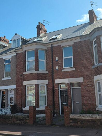 5 Bedroom Maisonette To Rent In Simonside Terrace, Newcastle Upon Tyne, NE6