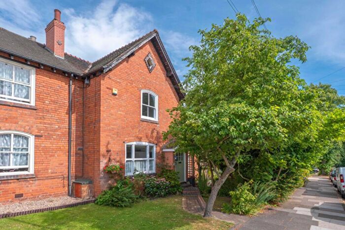 4 Bedroom Terraced House For Sale In Thorn Road, B30