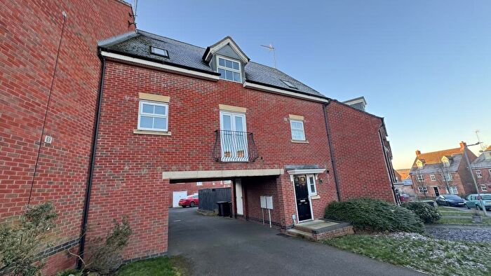 3 Bedroom Flat To Rent In Patenall Way, Higham Ferrers, Rushden, NN10