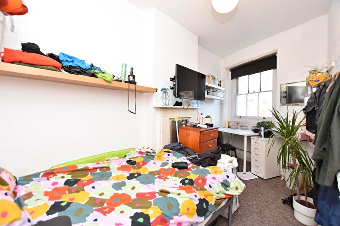 5 Bedroom Terraced House To Rent In Berkeley Crescent, Clifton, BS8