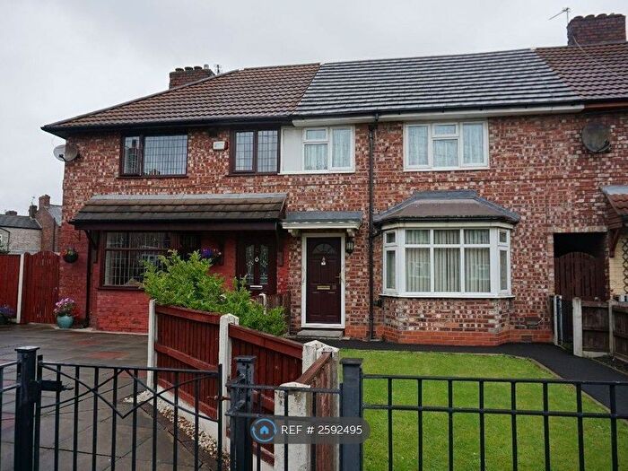 4 Bedroom Terraced House To Rent In Wandsworth Avenue, Manchester, M11