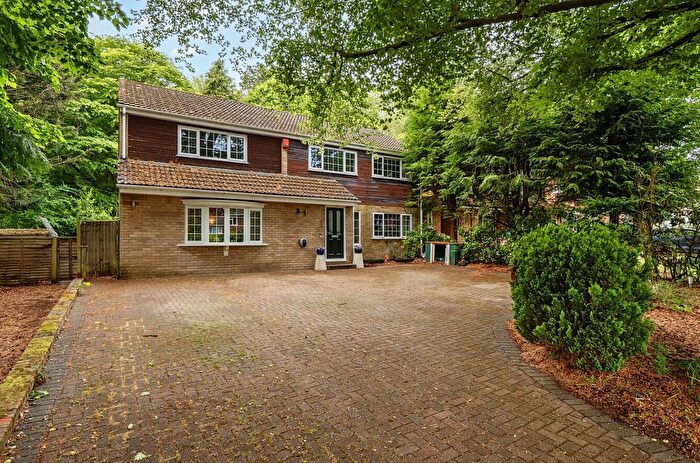 5 Bedroom Detached House For Sale In Westerdale Drive, Frimley, Camberley, Surrey, GU16