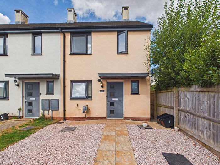 2 Bedroom Semi Detached House For Sale In Oathills Court, Paignton, TQ4