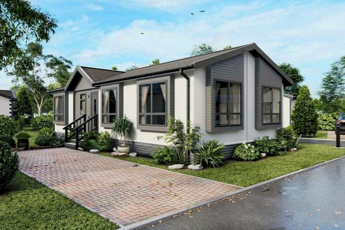 2 Bedroom Park Home For Sale In Lakeside Residential Park, Cliff Lane, Marston, Lincolnshire, NG32