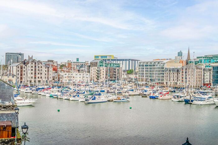 2 Bedroom Flat For Sale In Marrowbone Slip, Plymouth, PL4
