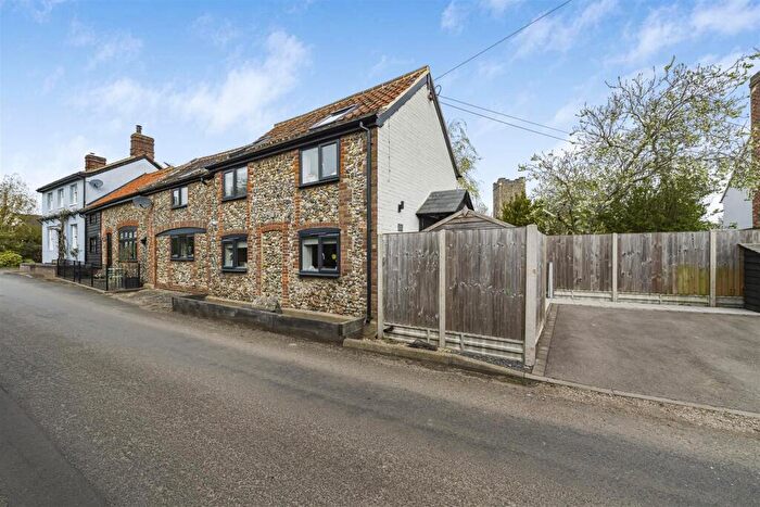 3 Bedroom End Of Terrace House For Sale In Rede, Bury St. Edmunds, IP29