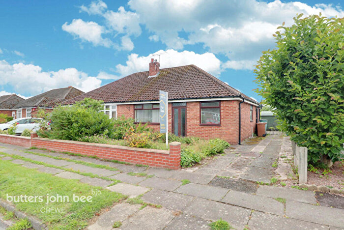 2 Bedroom Semi-Detached Bungalow For Sale In Laureston Avenue, Crewe, CW1