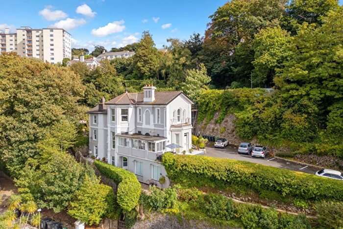2 Bedroom Flat For Sale In Mount Stuart, Higher Woodfield Road, Torquay, TQ1