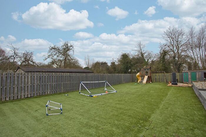 4 Bedroom Detached House For Sale In St. Marys Road, West Hythe, CT21