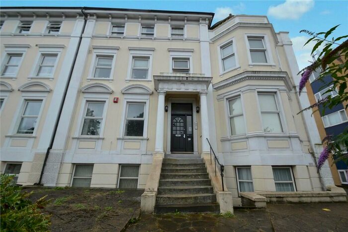 2 Bedroom Apartment To Rent In St. Mark's Hill, Surbiton, KT6