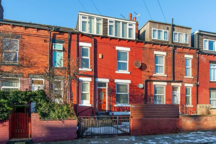 3 Bedroom Property To Rent In Strathmore Avenue, Leeds, LS9