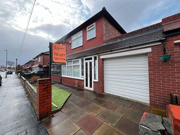 3 Bedroom Semi-Detached House To Rent In Wilshaw Grove, Ashton-Under-Lyne, OL7