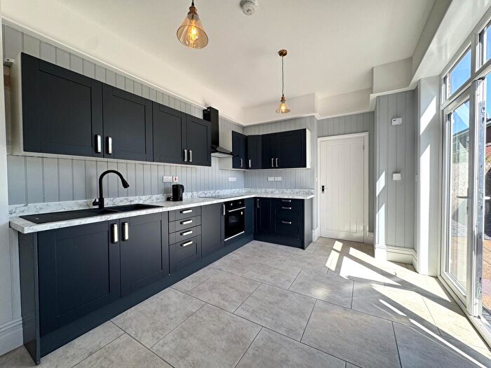 3 Bedroom House To Rent In Upper Holland Road, B72