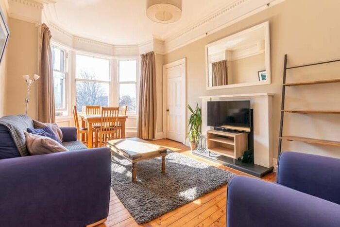 2 Bedroom Flat To Rent In Montpelier Terrace, Edinburgh, EH10