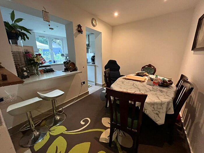 3 Bedroom Terraced House To Rent In Galsworthy Road, London, NW2