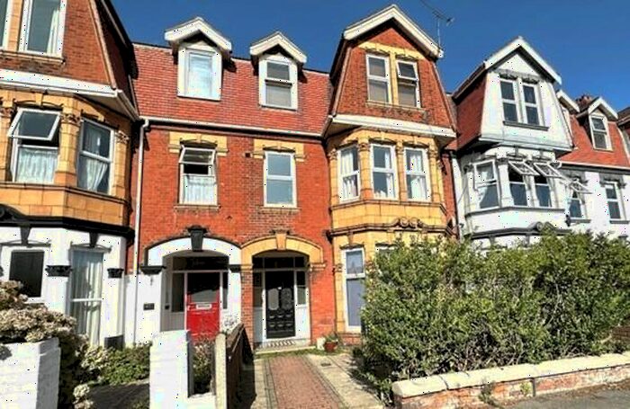 2 Bedroom Flat To Rent In Clarence Road, NR31