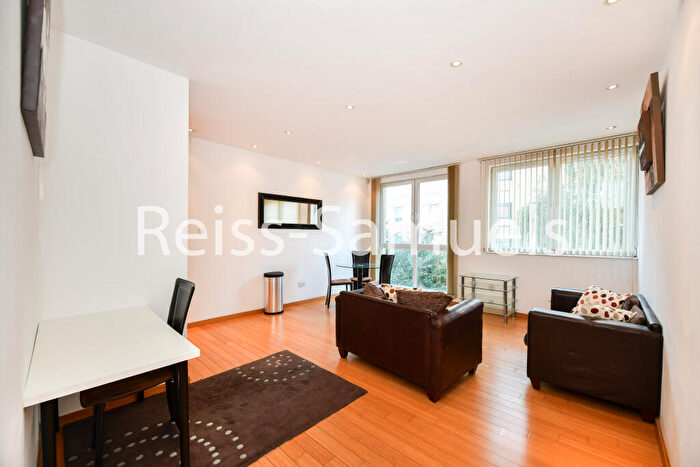 1 Bedroom Apartment To Rent In Helion Court, Westferry Road, London, E14