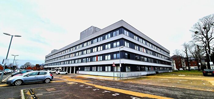 1 Bedroom Apartment To Rent In Romsey Road, SO16