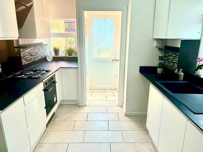 4 Bedroom Terraced House To Rent In Ladysmith Road, Harrow, HA3