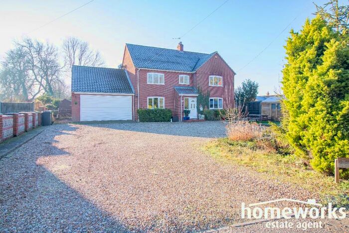 5 Bedroom Detached House For Sale In Scarning, NR19