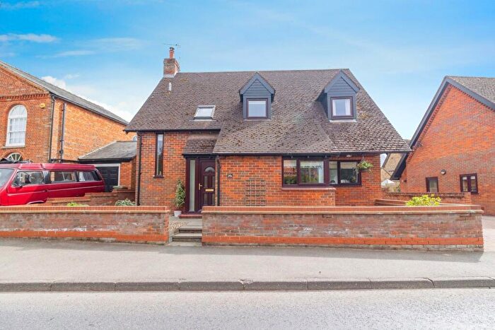 4 Bedroom Detached House For Sale In High Street, North Crawley, Newport Pagnell, MK16