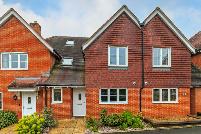 4 Bedroom Town House For Sale In Ellis Drive, Micheldever Station, SO21