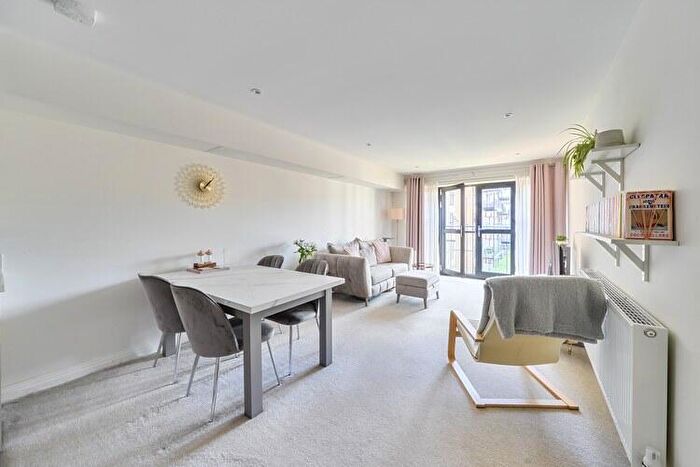 2 Bedroom Flat For Sale In Woolworth House, Welwyn Garden City, Hertfordshire, AL7