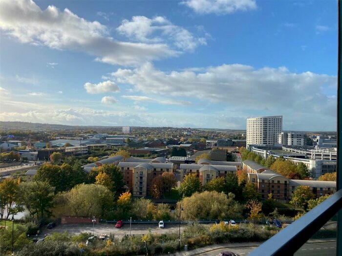 1 Bedroom Flat To Rent In Aire, Cross Green Lane, LS9