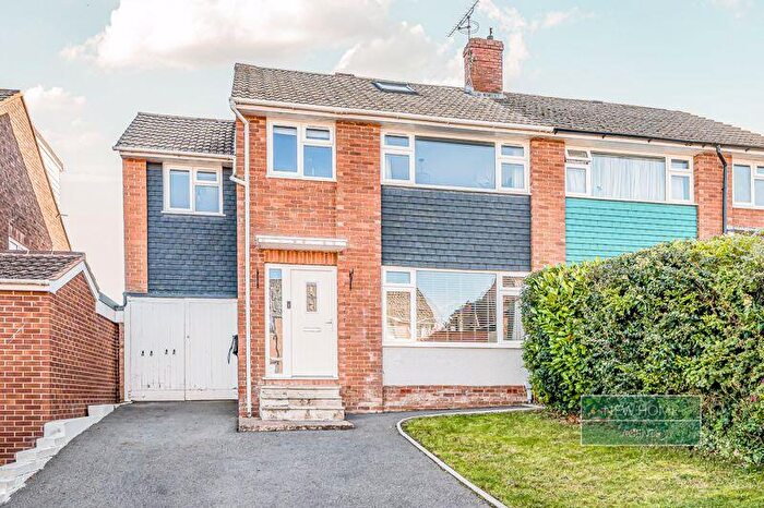 4 Bedroom Semi-Detached House For Sale In St. Budeaux Close, Ottery St. Mary, EX11