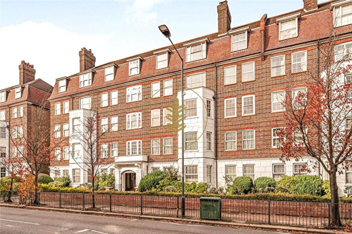 3 Bedroom Apartment For Sale In Sidmouth Road, London, NW2