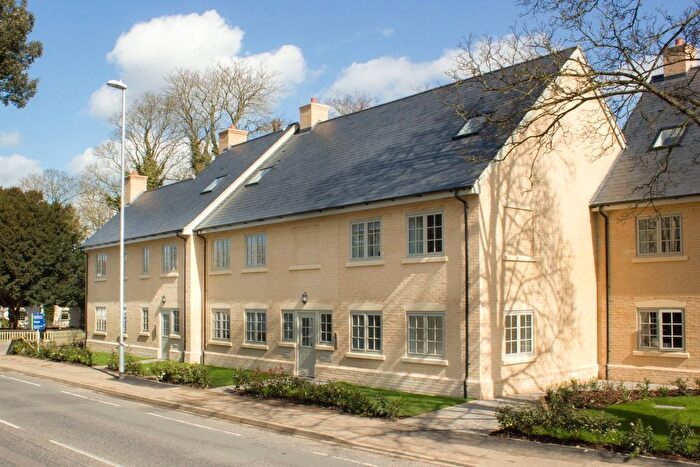 2 Bedroom Flat To Rent In High Street, Trumpington, Cambridge, CB2