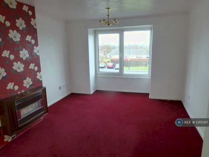 2 Bedroom Maisonette To Rent In Cromwell Lane, Birmingham, B31
