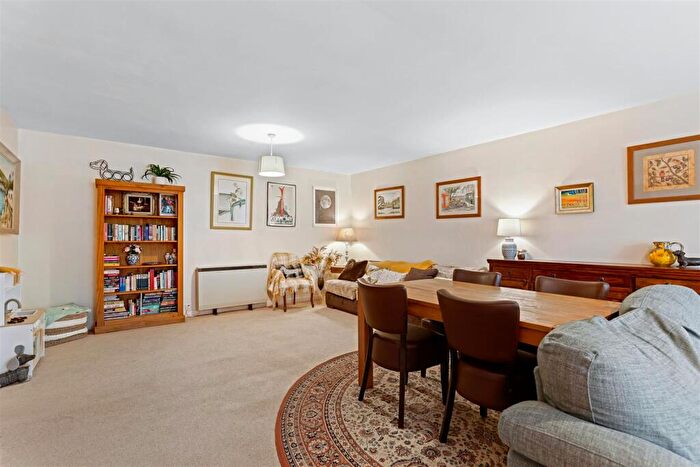 2 Bedroom Flat For Sale In Easter Shian, Cargill, PH2