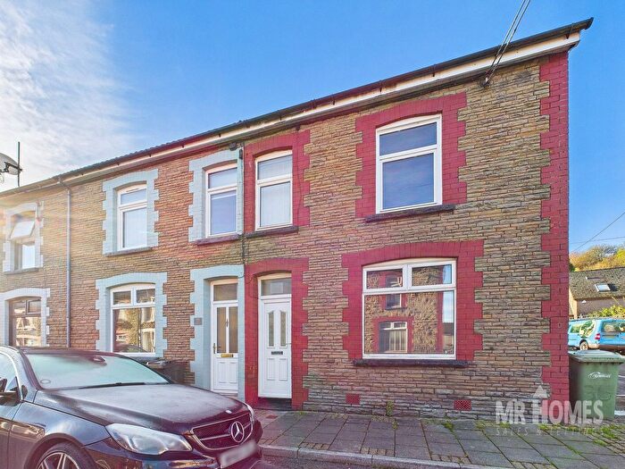 3 Bedroom Terraced House For Sale In Lower Francis Street, Abertridwr, Caerphilly, CF83