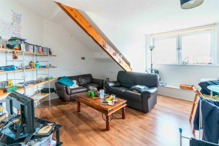 4 Bedroom Apartment To Rent In &#;pppw - Grosvenor Place, Jesmond, NE2