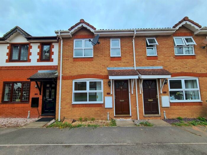 2 Bedroom Terraced House To Rent In Hulton Close, Woolston, SO19