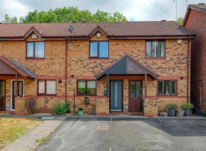 2 Bedroom Terraced House For Sale In Ashmores Close, Redditch, B97