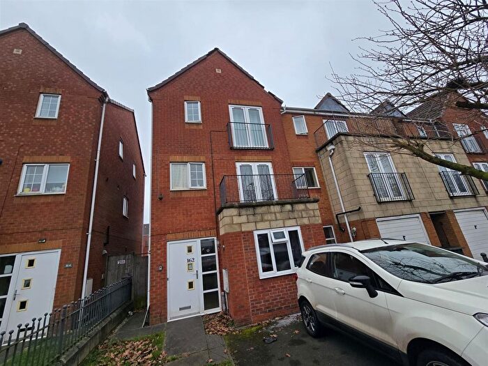 5 Bedroom Property To Rent In Essington Way, Wolverhampton, WV1