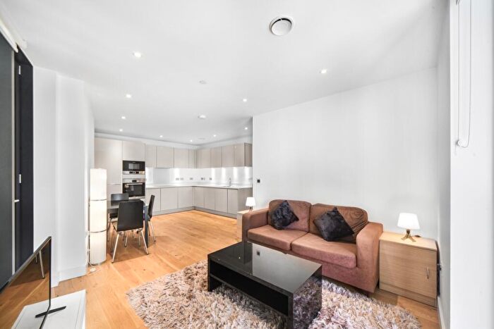 2 Bedroom Apartment For Sale In Station Road London, SE13