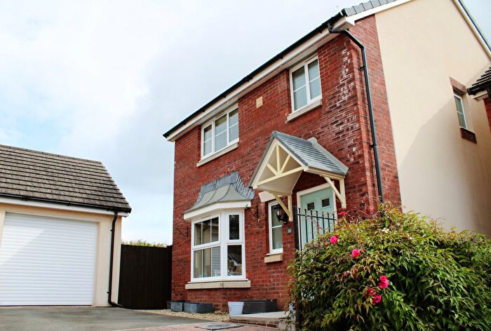 3 Bedroom Detached House For Sale In Clos Y Wern, Hendy, Swansea, SA4