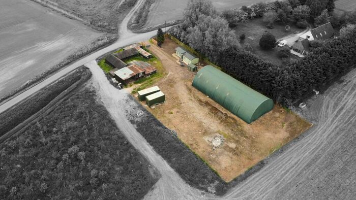 4 Bedroom Detached House For Sale In Owl Barn And Cattle Barns, Hale Fen, Littleport, Ely, CB6