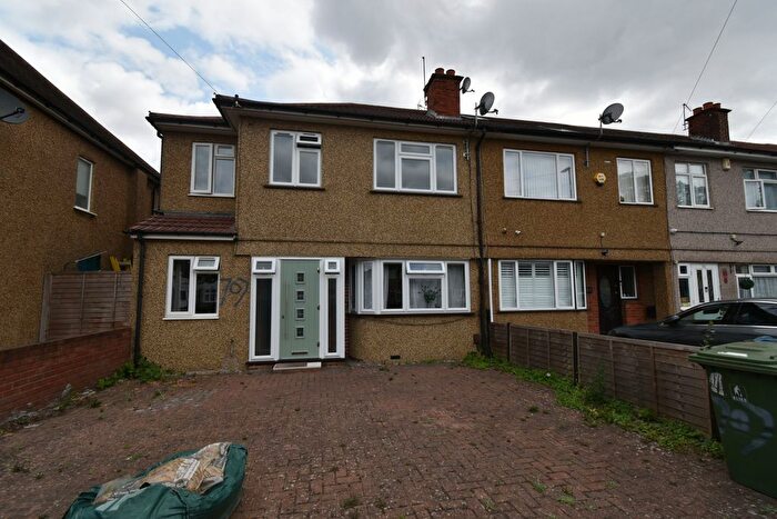 7 Bedroom End Of Terrace House To Rent In Ruislip, HA4