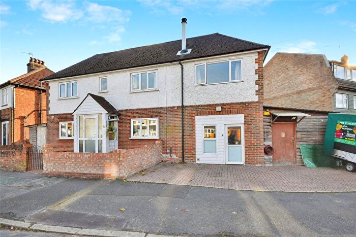 4 Bedroom Detached House For Sale In Westwood Road, Tunbridge Wells, Kent, TN4