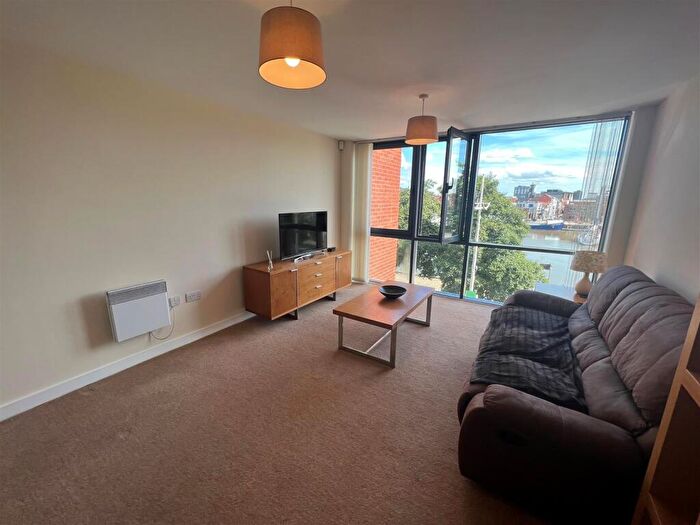 1 Bedroom Apartment For Sale In Freedom Quay, Railway Street, Hull, HU1