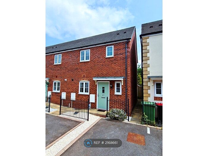 2 Bedroom End Of Terrace House To Rent In Dukes View, Donnington, Telford, TF2