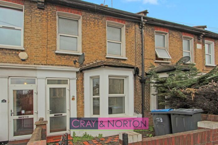 3 Bedroom House To Rent In Southbridge Road, Croydon, CR0